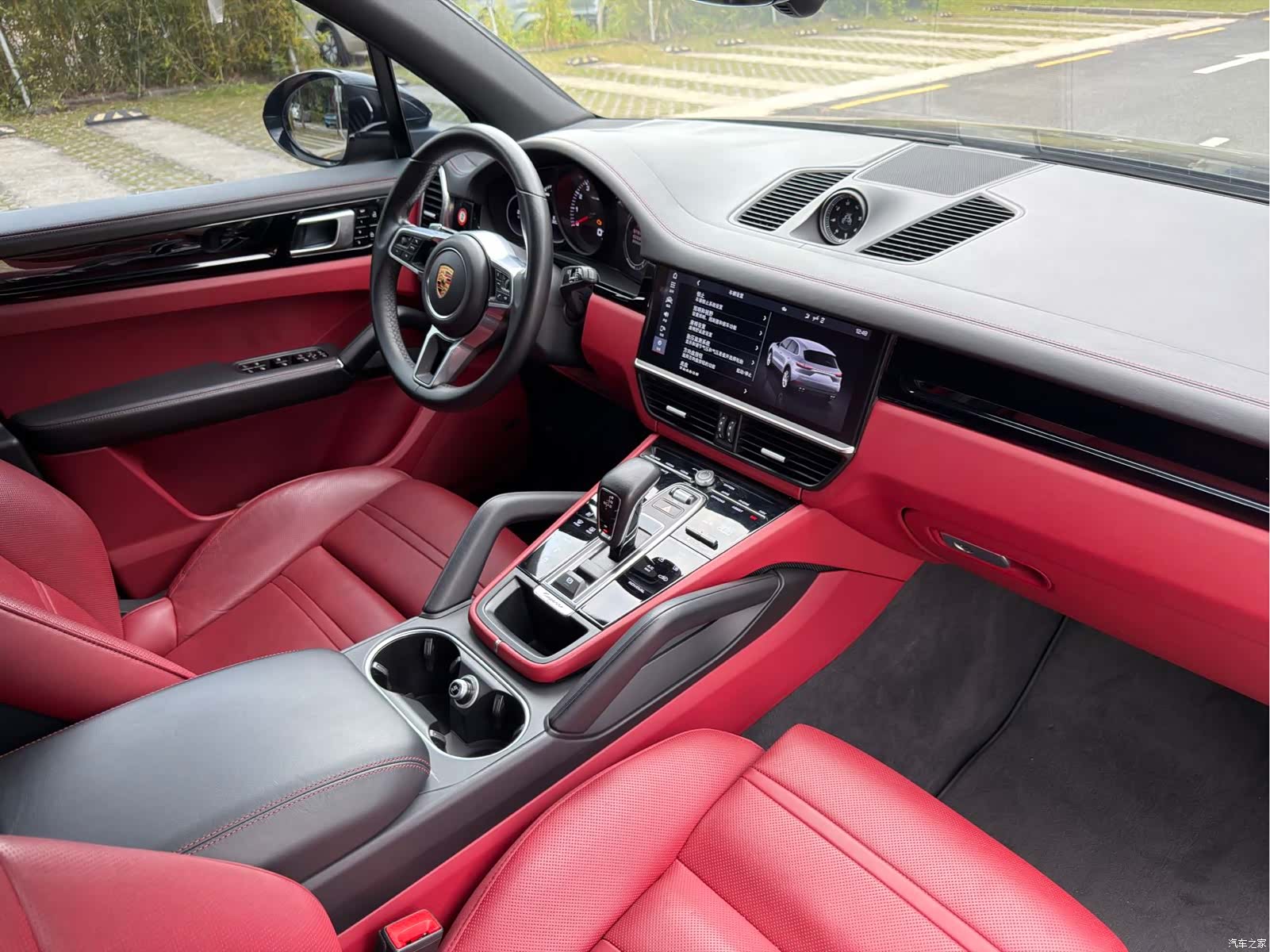 Porsche Cayenne, 2020 15