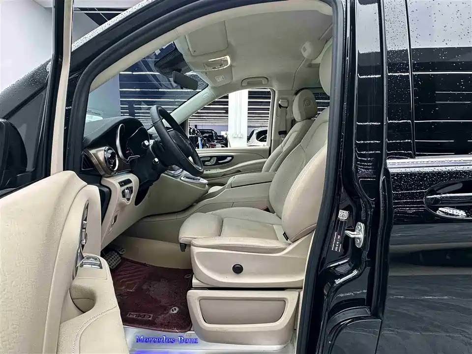 Mercedes-Benz V-class Mercedes-Benz V-class