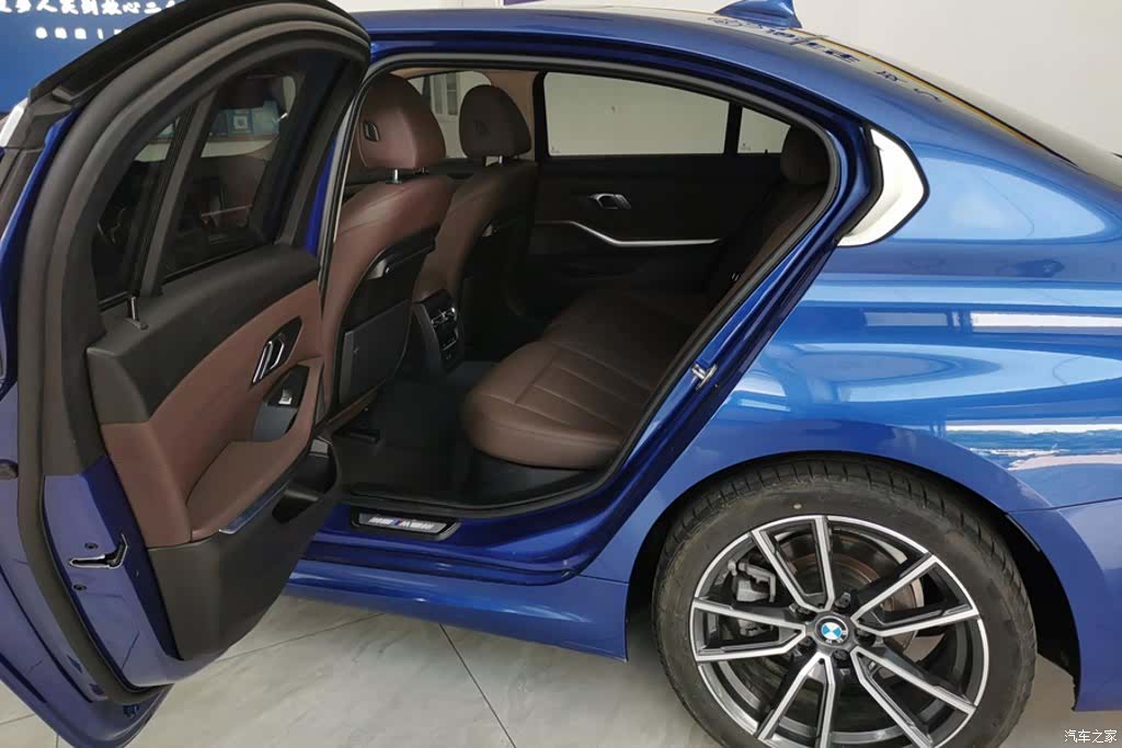BMW 3 Series, 2020 11