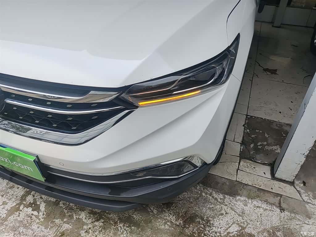 DongFeng AX7, 2019 24