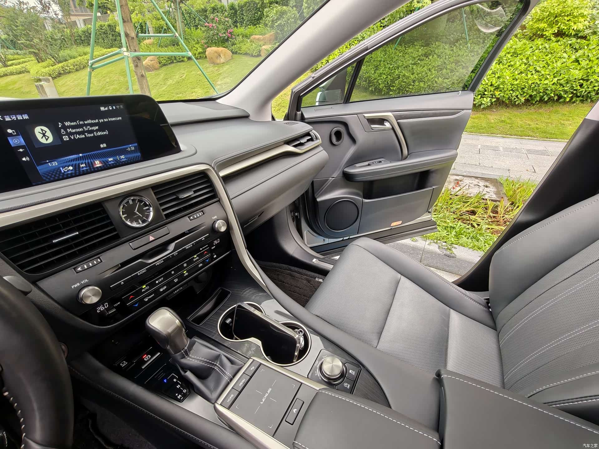 Lexus RX, 2021 16