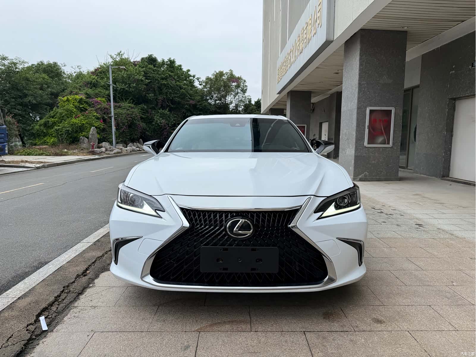 Lexus ES, 2019 2
