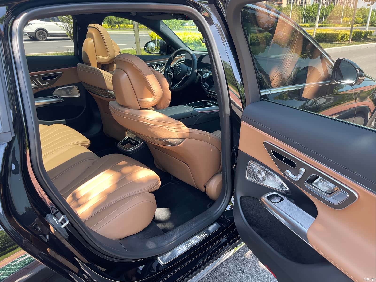 Mercedes-Benz E-Class, 2025 7