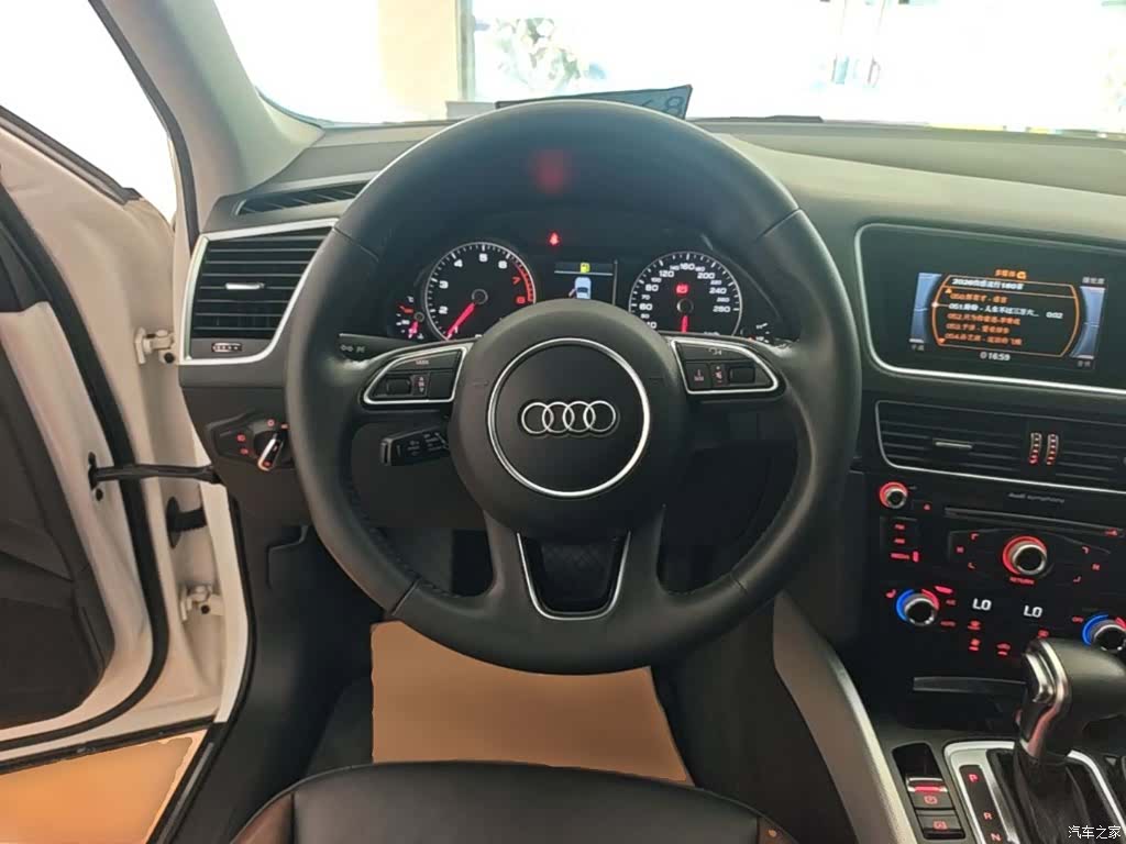 Audi Q5, 2018 11