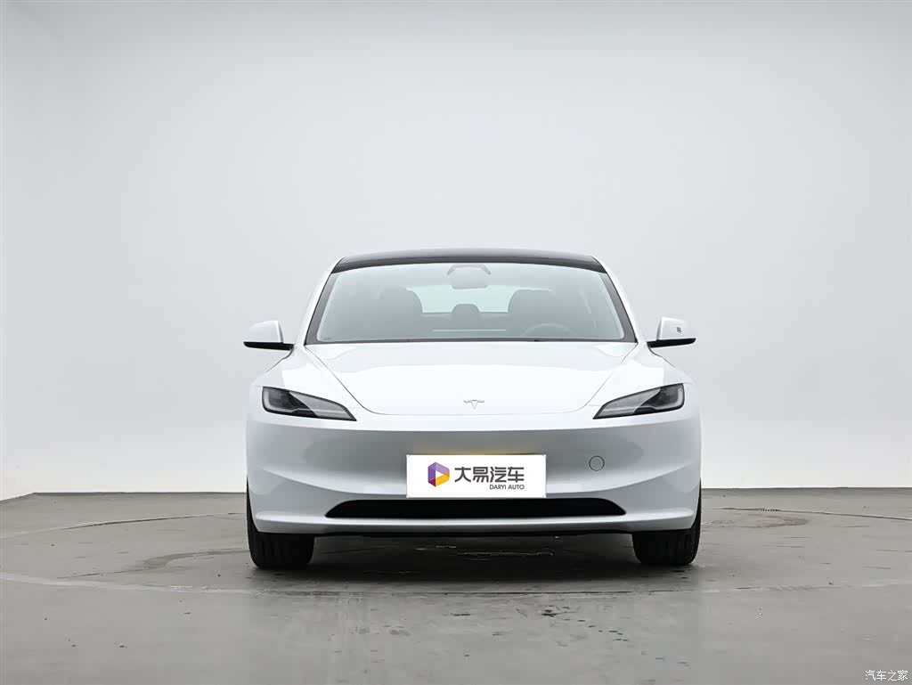 Tesla Model 3, 2024 2