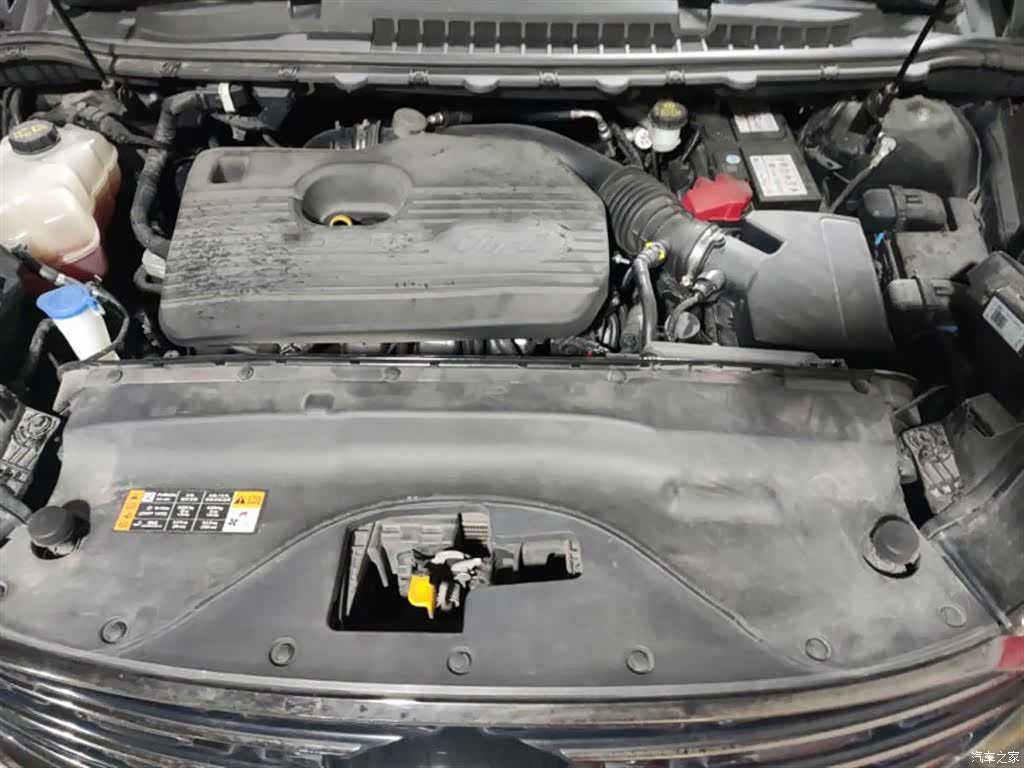 Ford Edge, 2021 13
