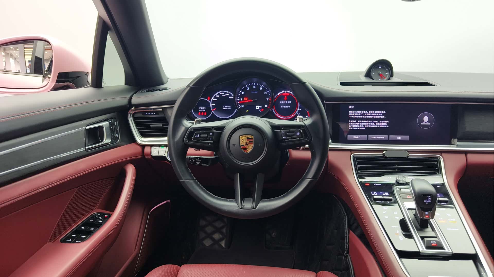 Porsche Panamera, 2023 11