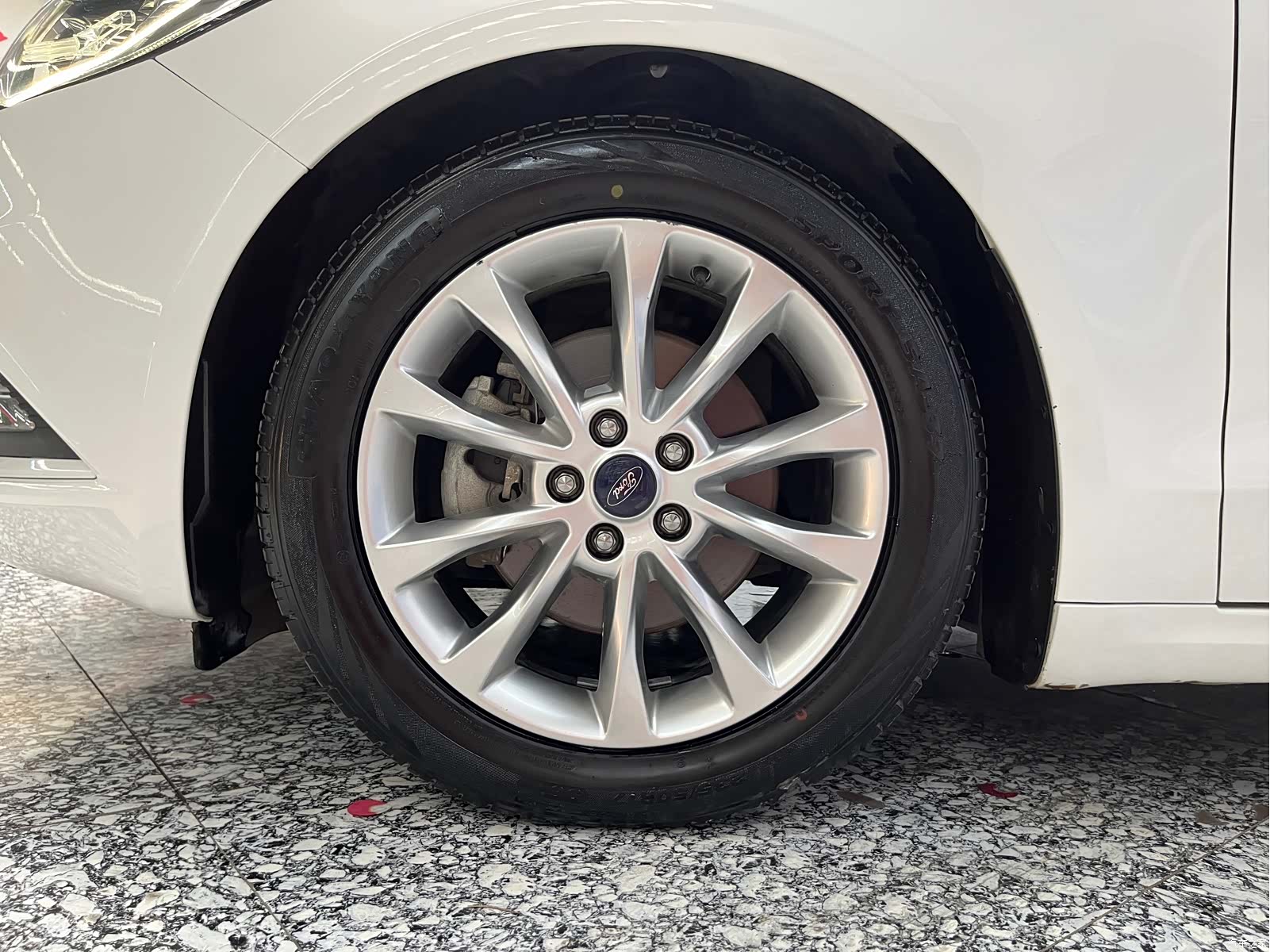Ford Mondeo, 2018 15