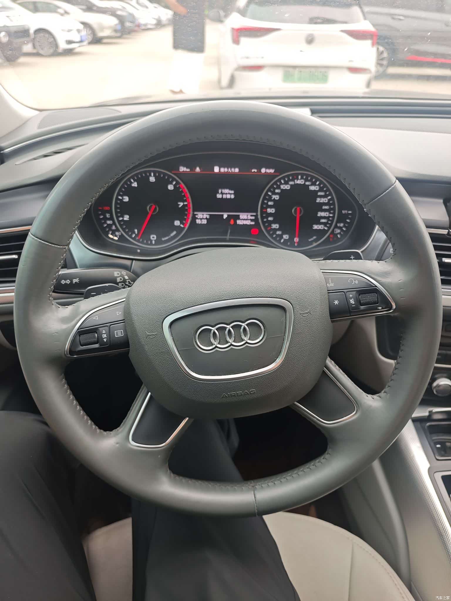 Audi A6L, 2012 все фото