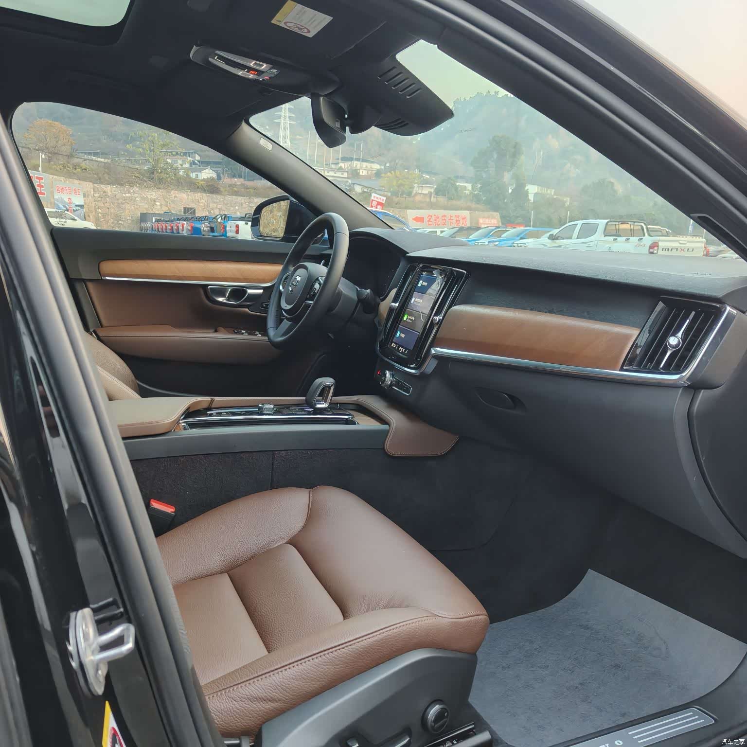 Volvo S90, 2024 все фото