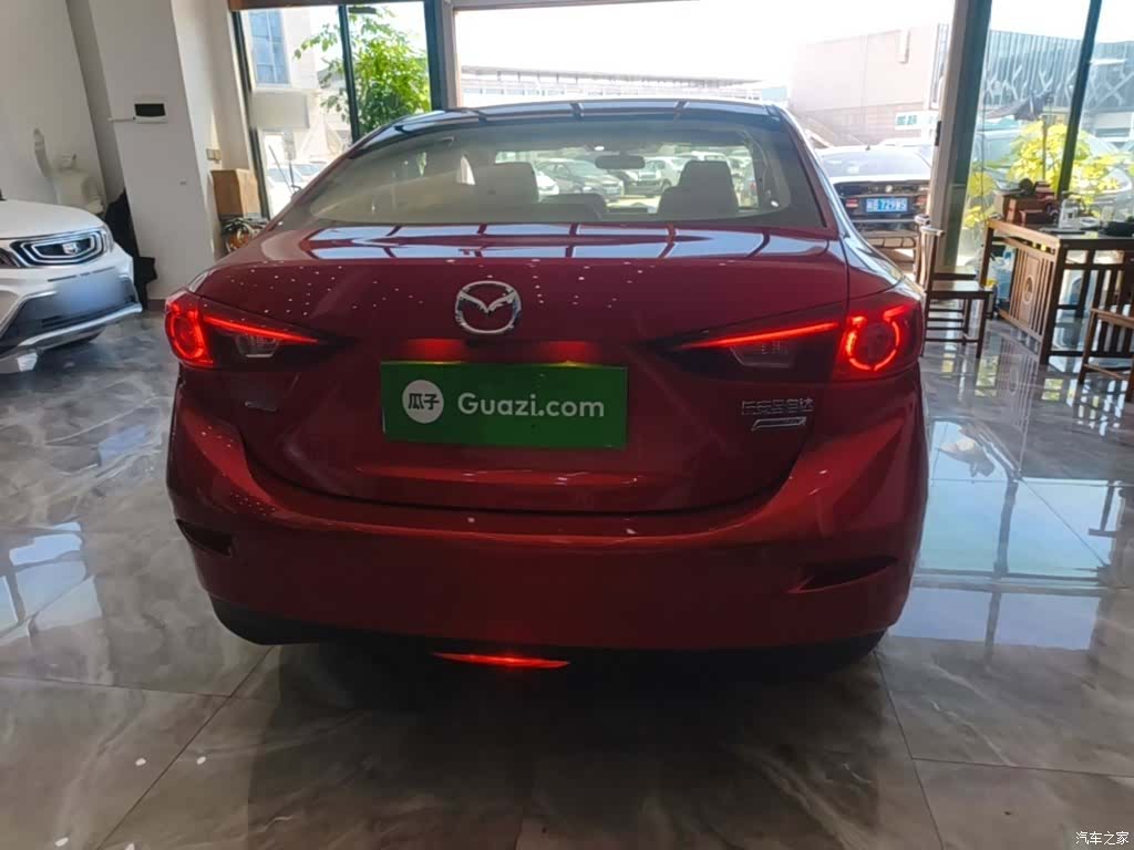 Mazda Mazda3, 2018 6