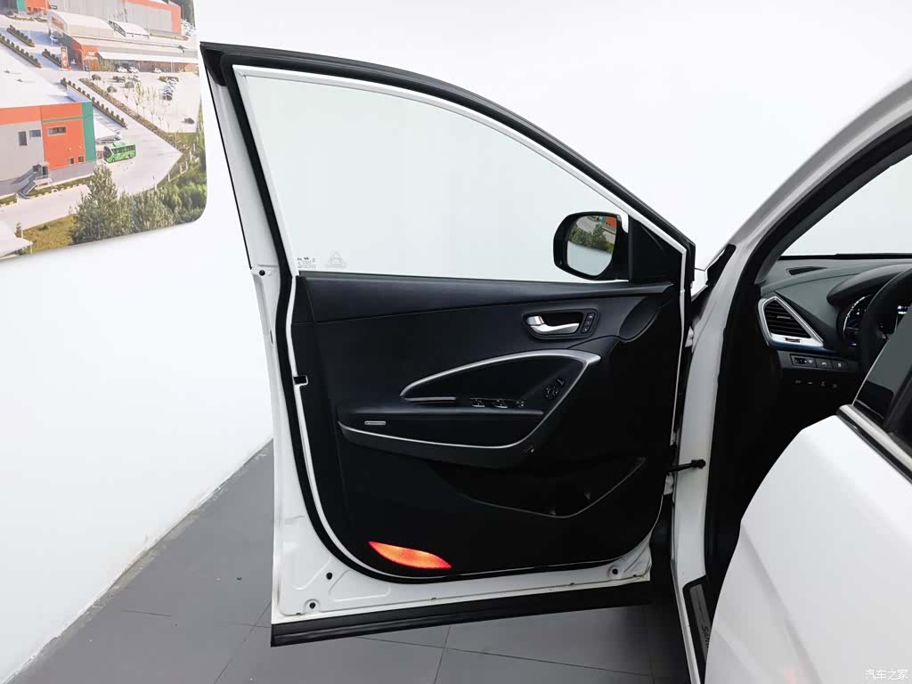 Hyundai 7, 2013 8