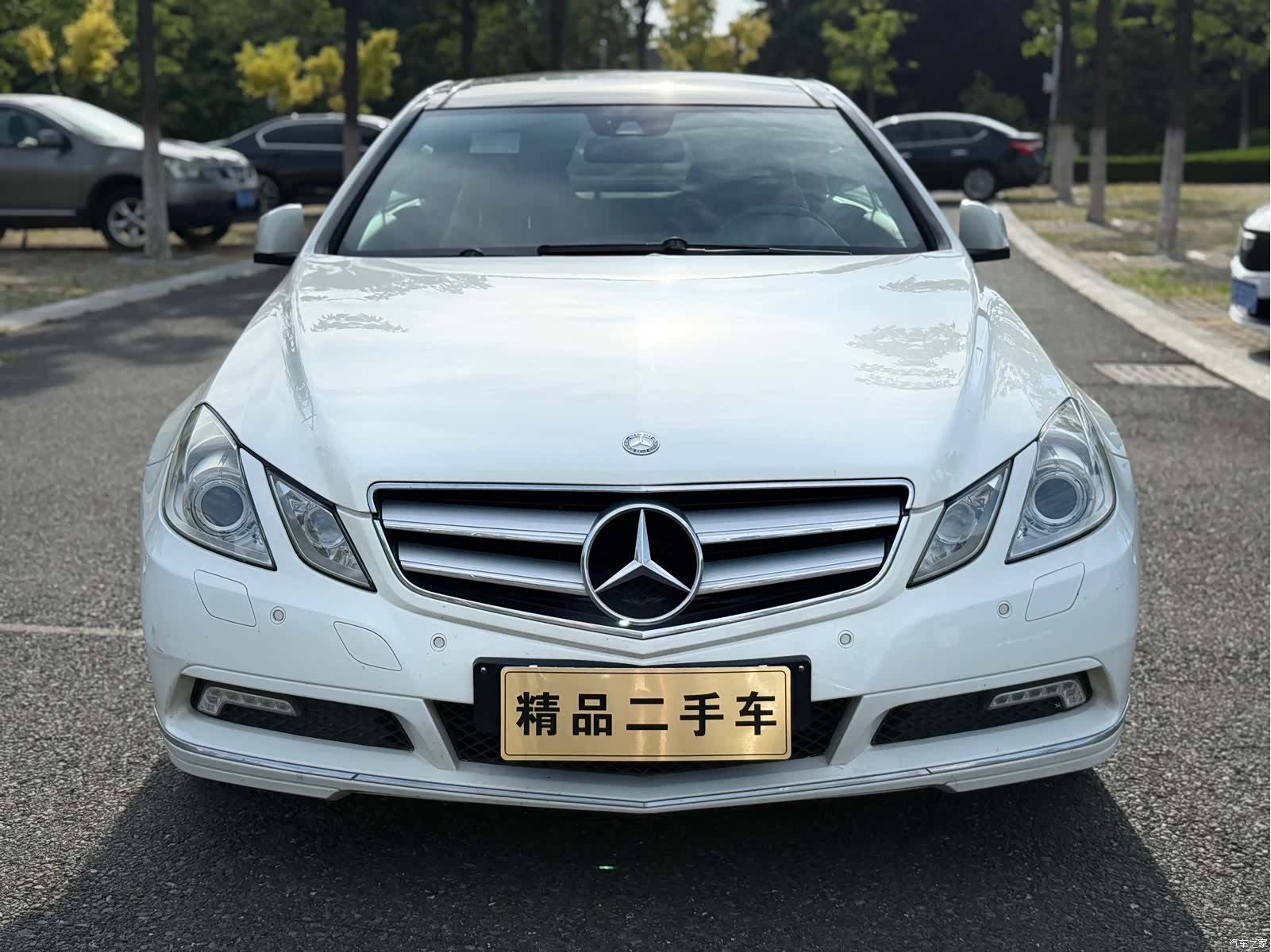 Mercedes-Benz E-Class, 2011 4