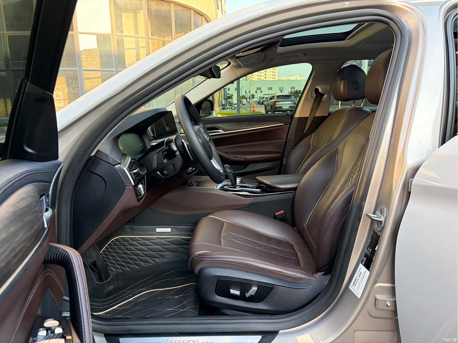 BMW 5 Series, 2018 14
