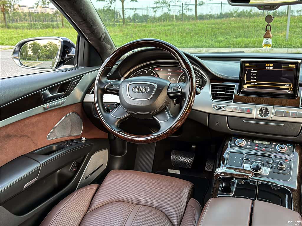 Audi A8L, 2013 22