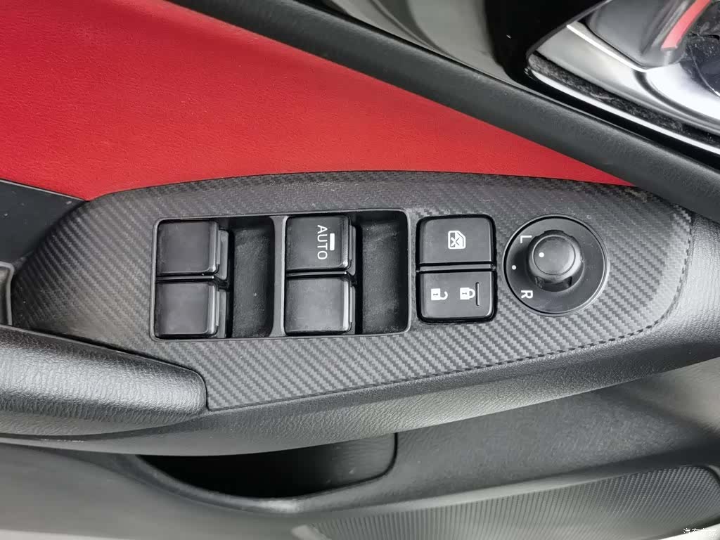 Mazda Mazda3, 2015 9
