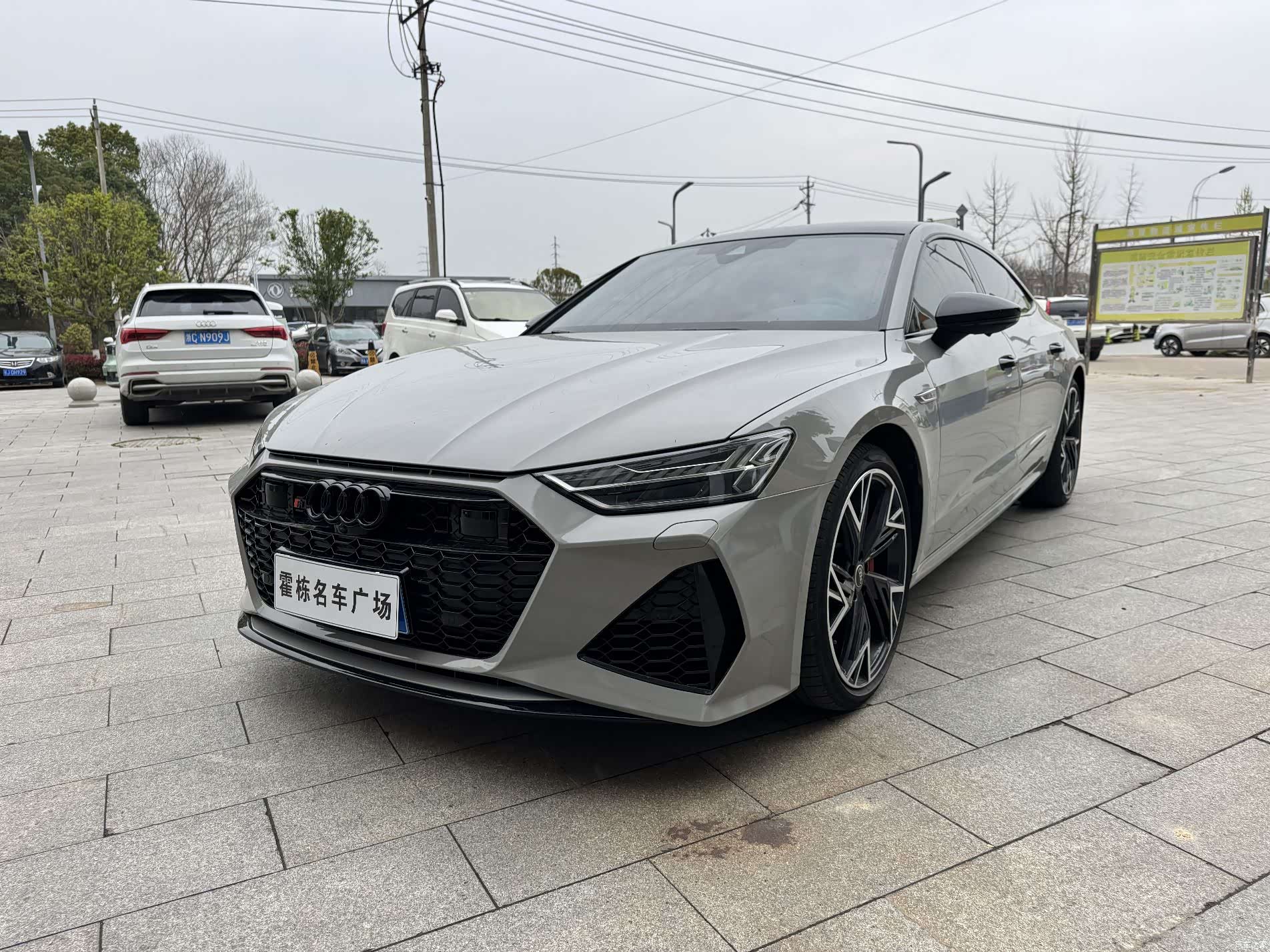 Audi A7L, 2025 1