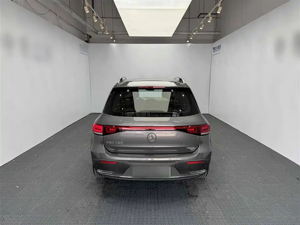 Mercedes-Benz EQB Mercedes-Benz EQB