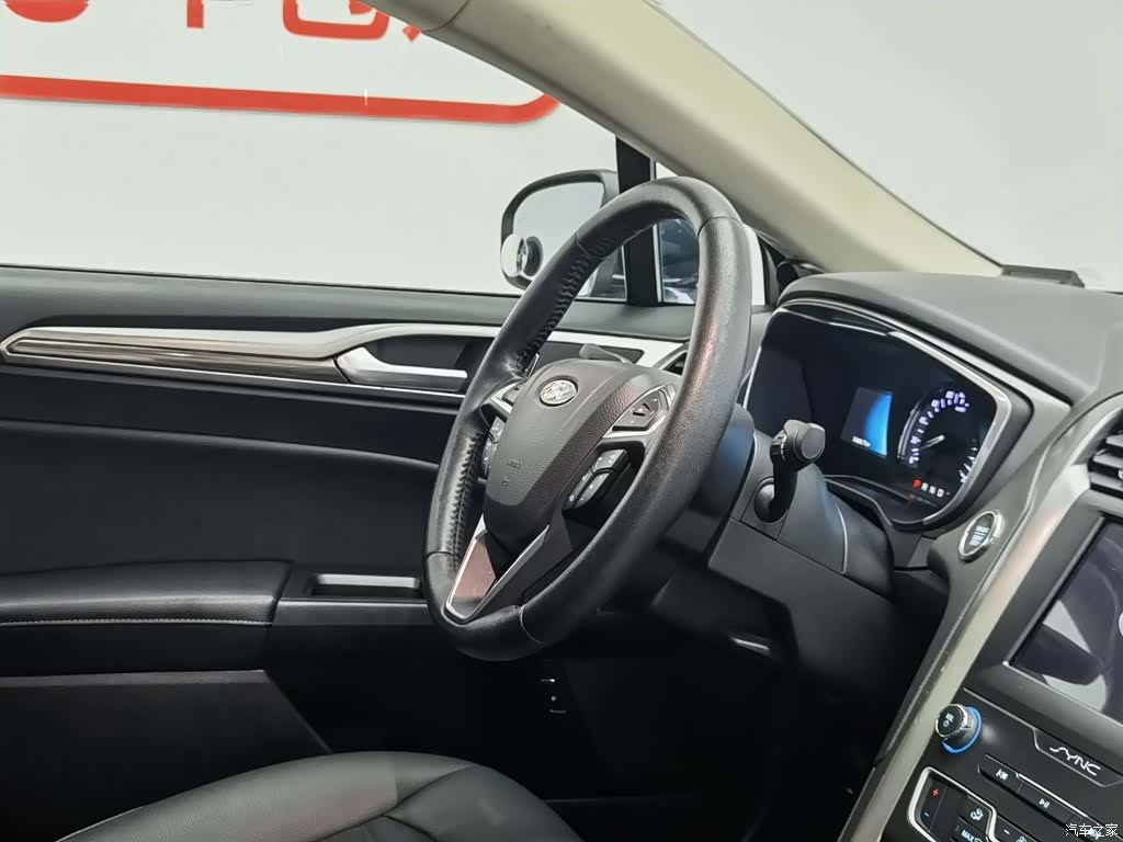 Ford Mondeo, 2020 22