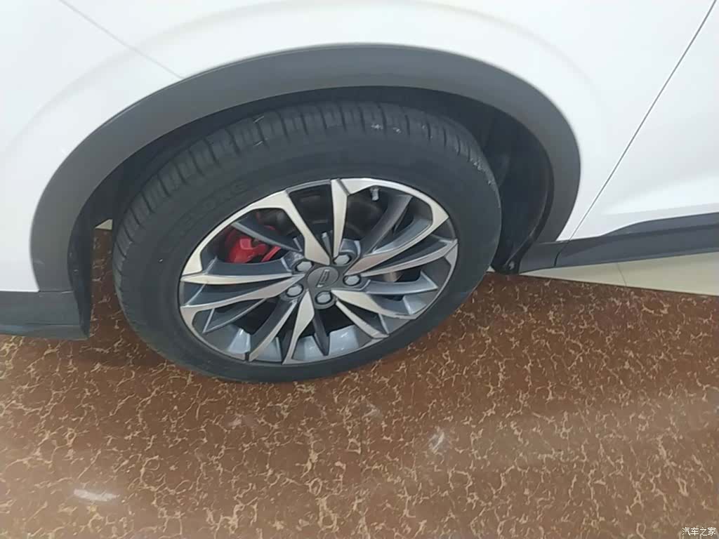 Geely Coolray, 2020 23