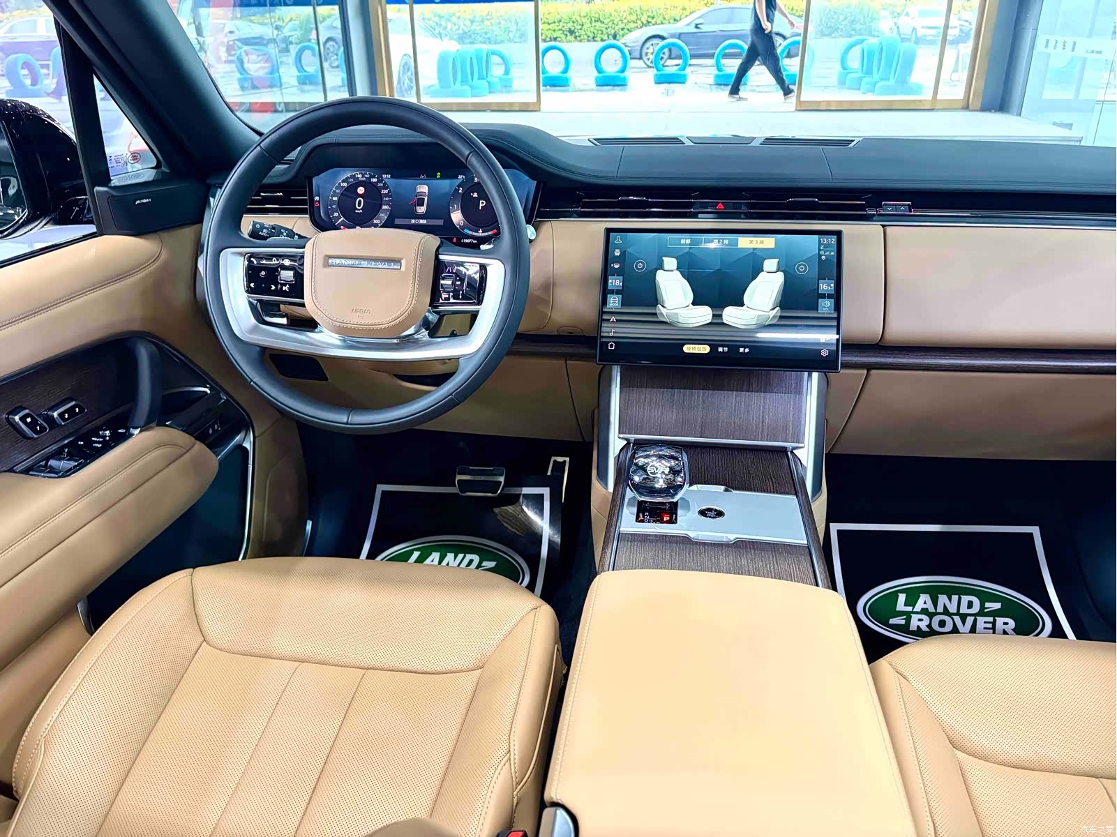 Land Rover Range Rover, 2024 11