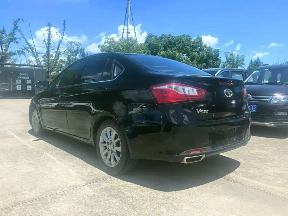 Soueast V5 Lingzhi Soueast V5 Lingzhi