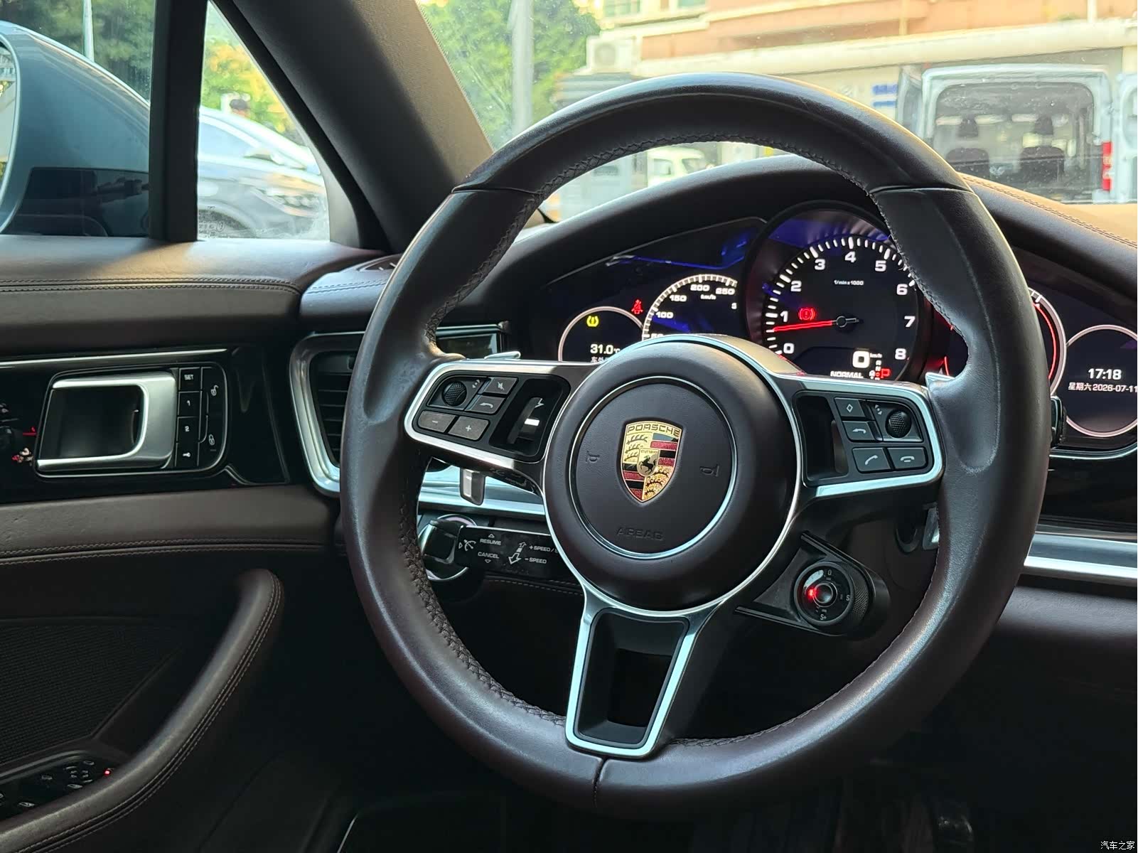 Porsche Panamera, 2018 12