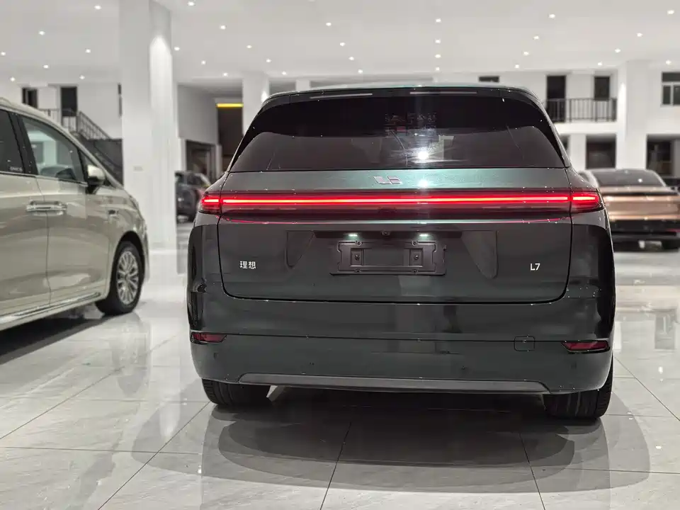Li Auto Ideal L7