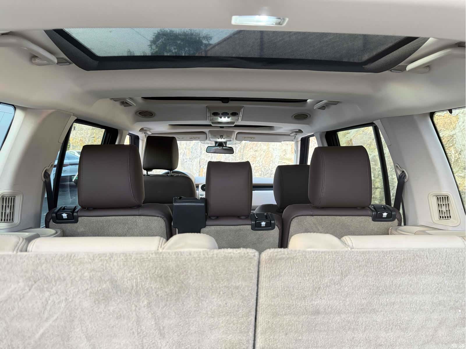Land Rover Discovery, 2010 11