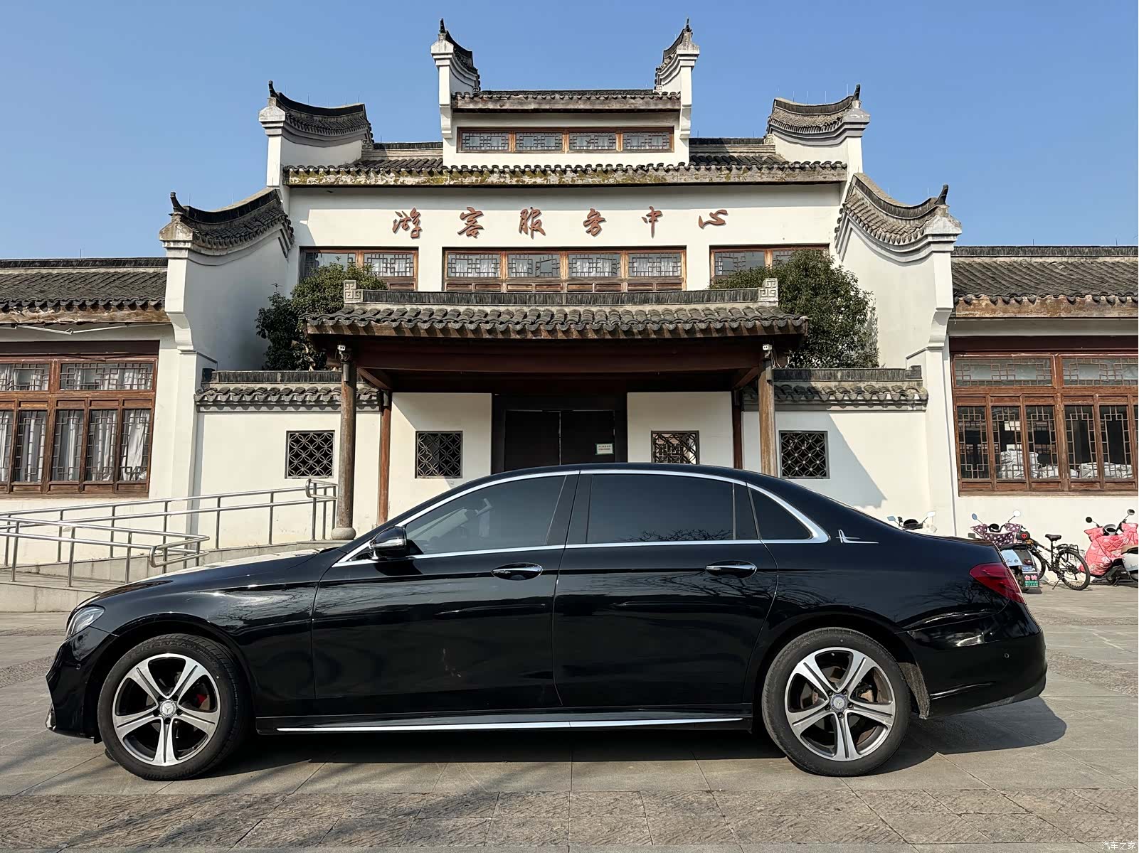 Mercedes-Benz E-Class, 2017 4