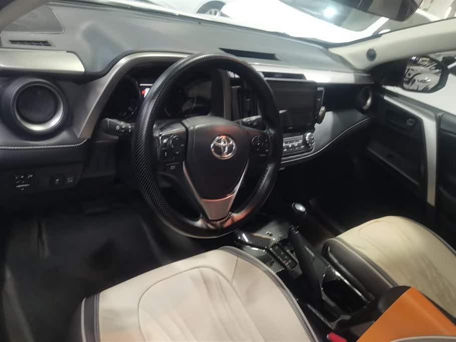 Toyota RAV4 Rongfang