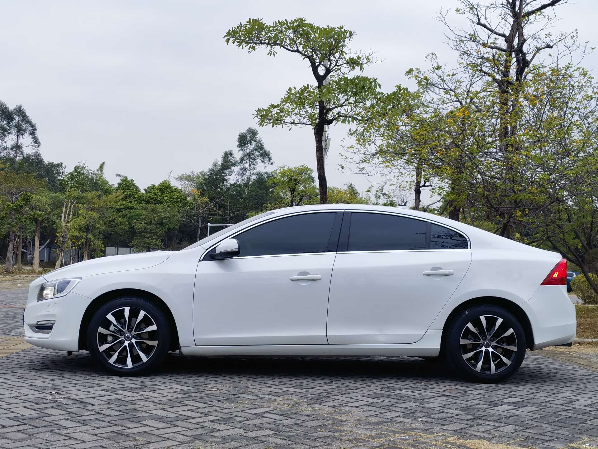 Volvo S60, 2020 4