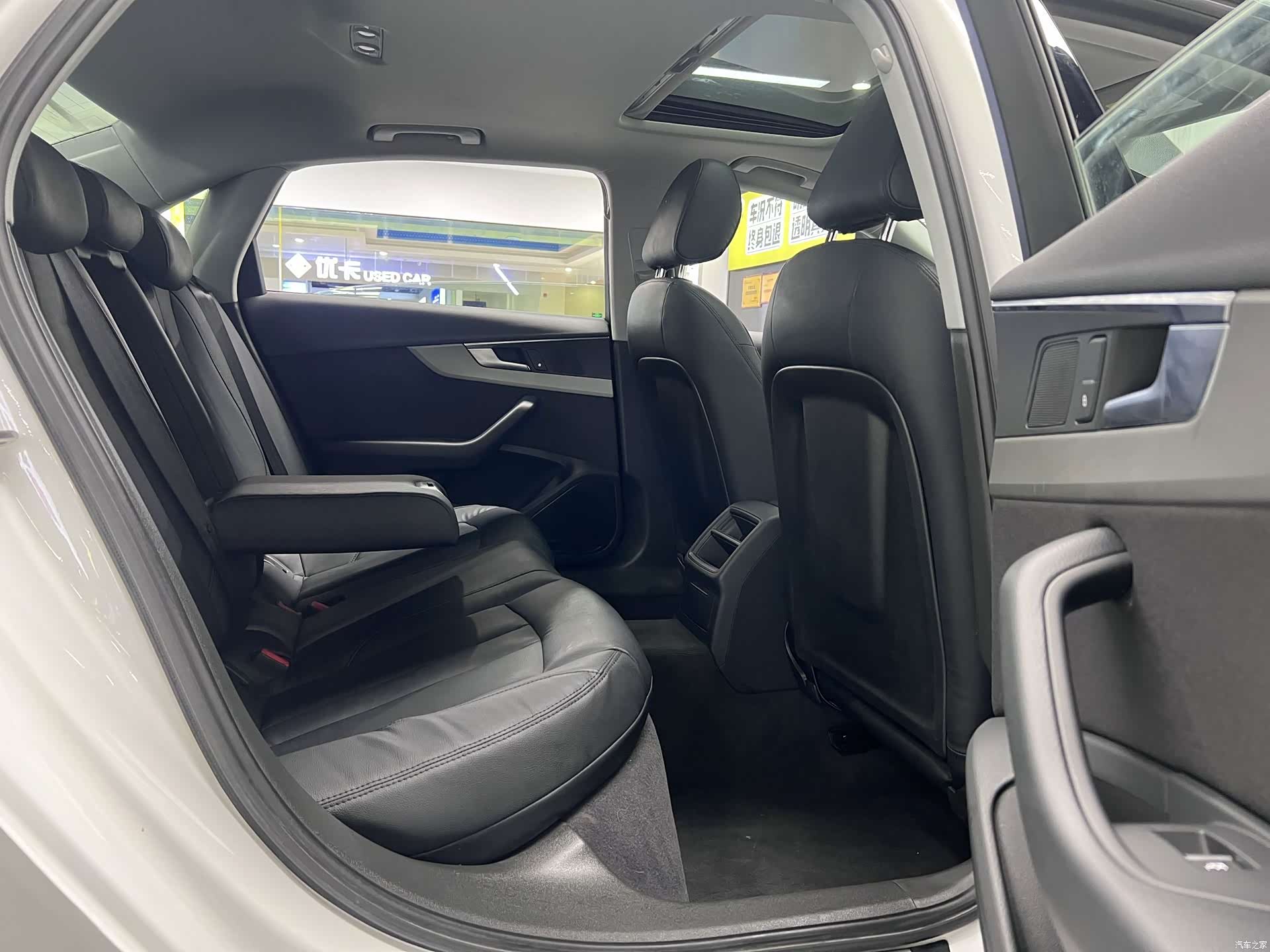 Audi A4L, 2018 19