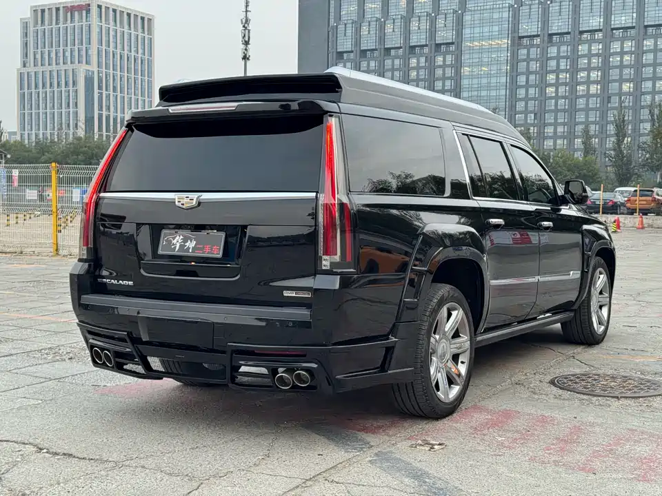 Cadillac Escalade ESCALADE