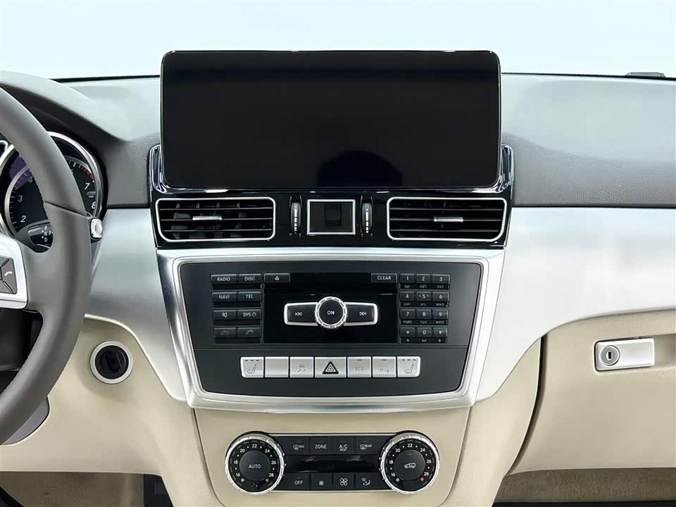 Mercedes-Benz M class