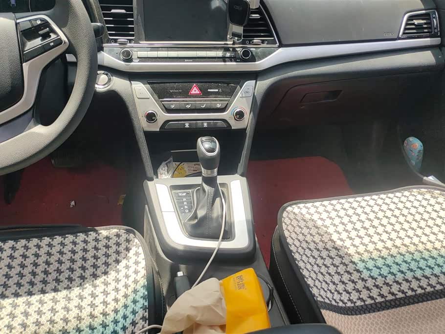 Hyundai Lead