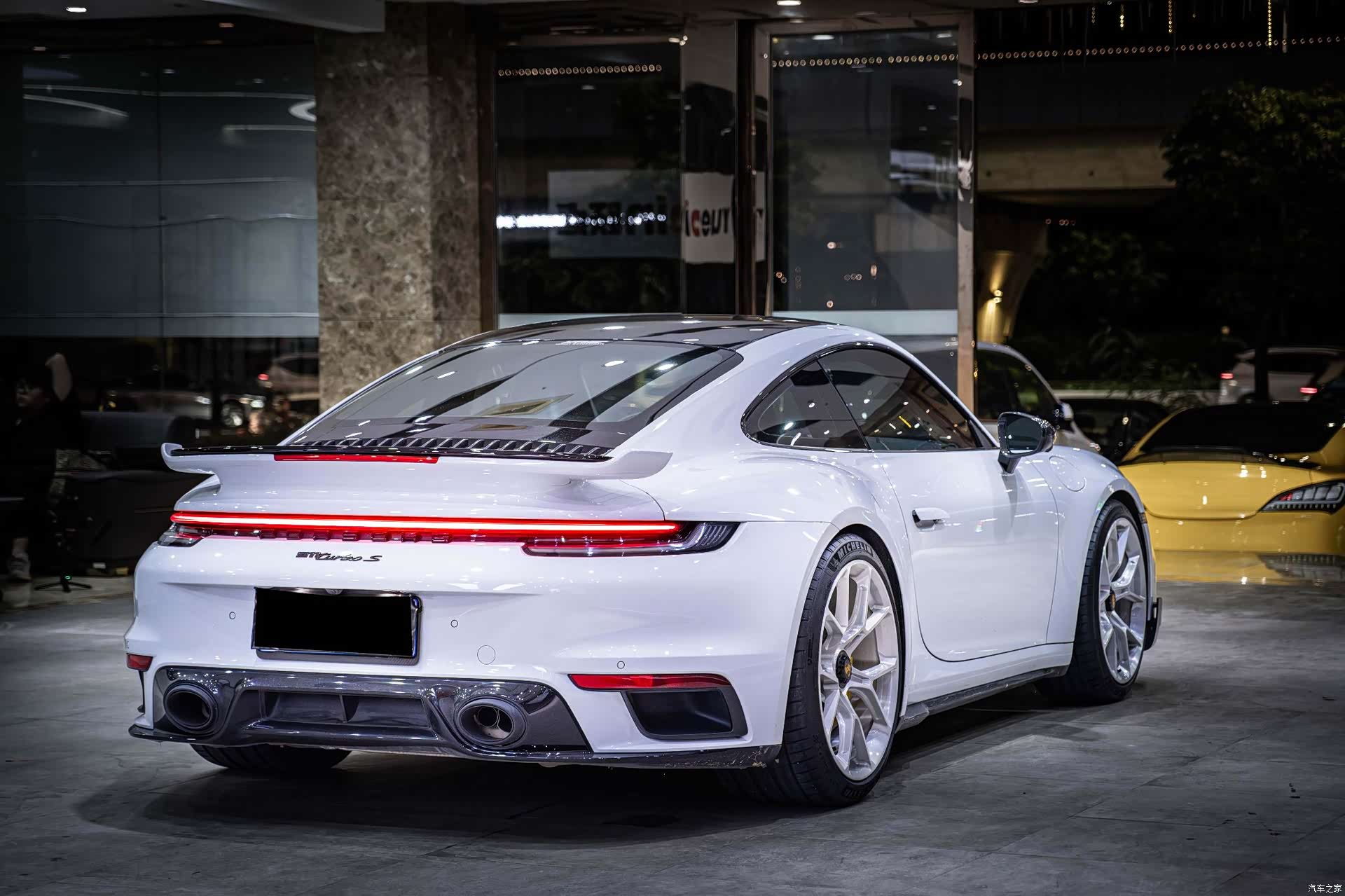 Porsche 911, 2022 9