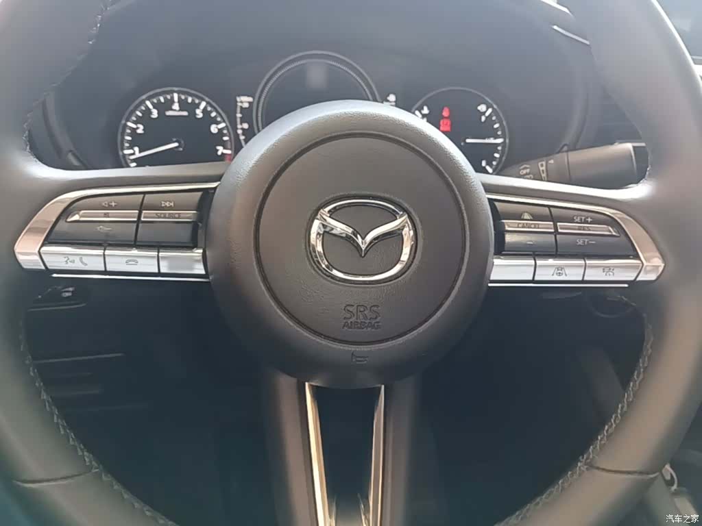 Mazda Mazda3, 2023 11