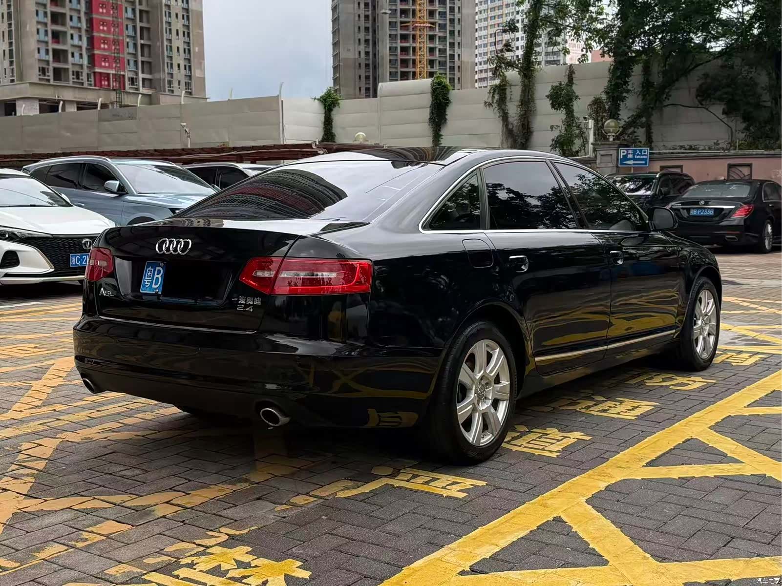 Audi A6L, 2010 11