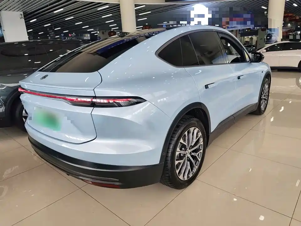 NIO EC6