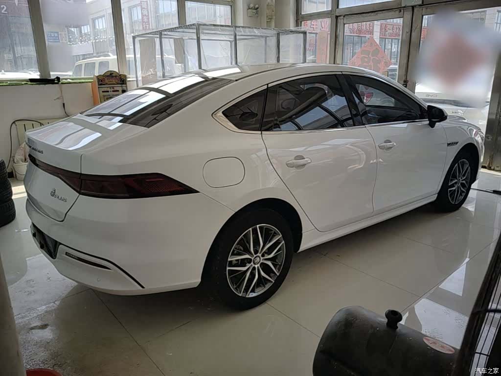 BYD Qin, 2023 все фото