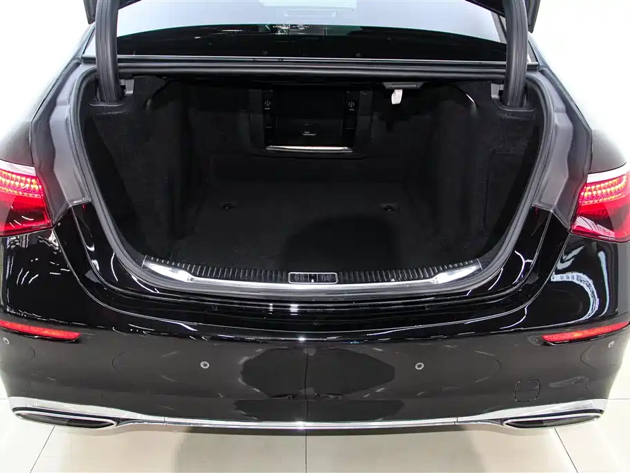 Mercedes-Benz S-class Mercedes-Benz S-class