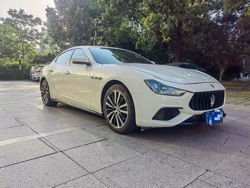 Maserati Ghibli Maserati Ghibli