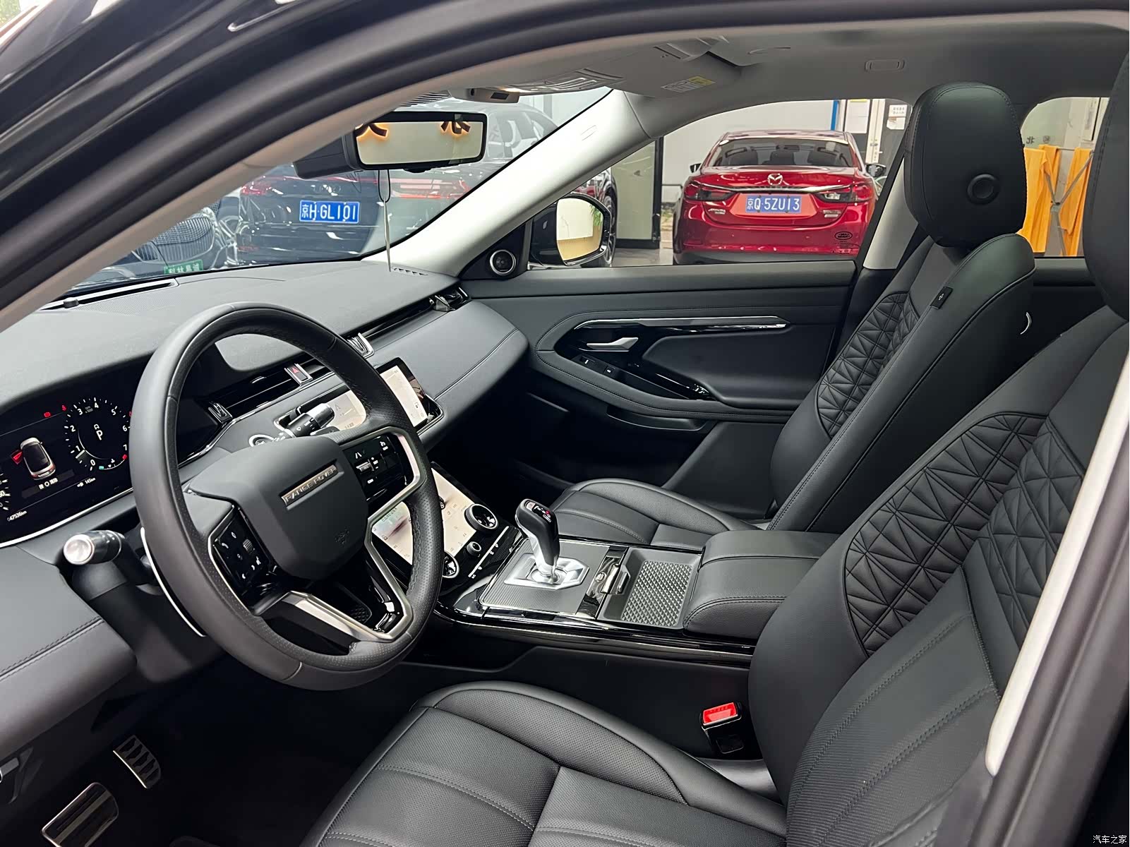 Land Rover Range Rover, 2023 16