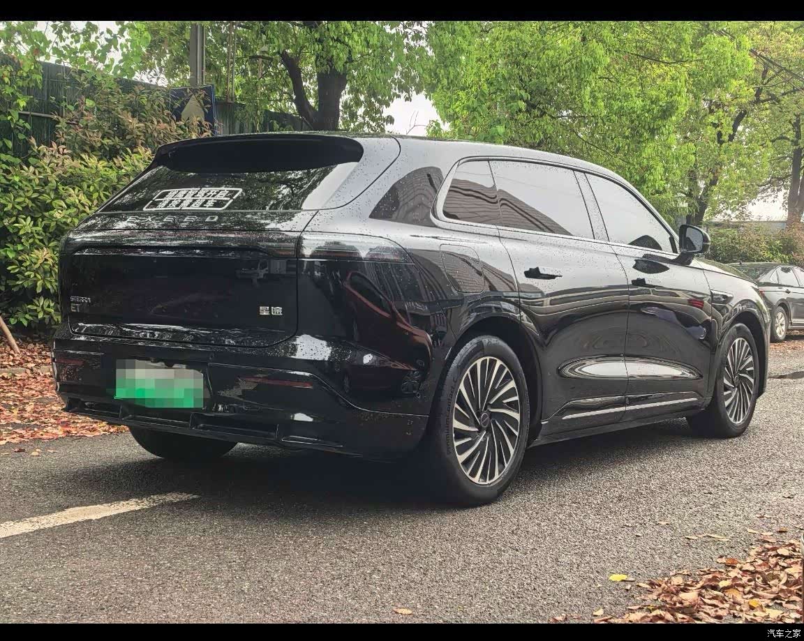 Exeed Yuan, 2024 10