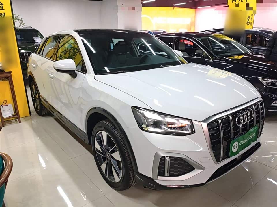 Audi Q2L