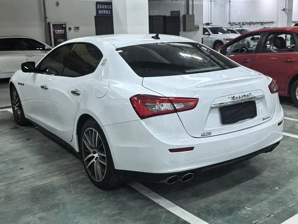 Maserati Ghibli