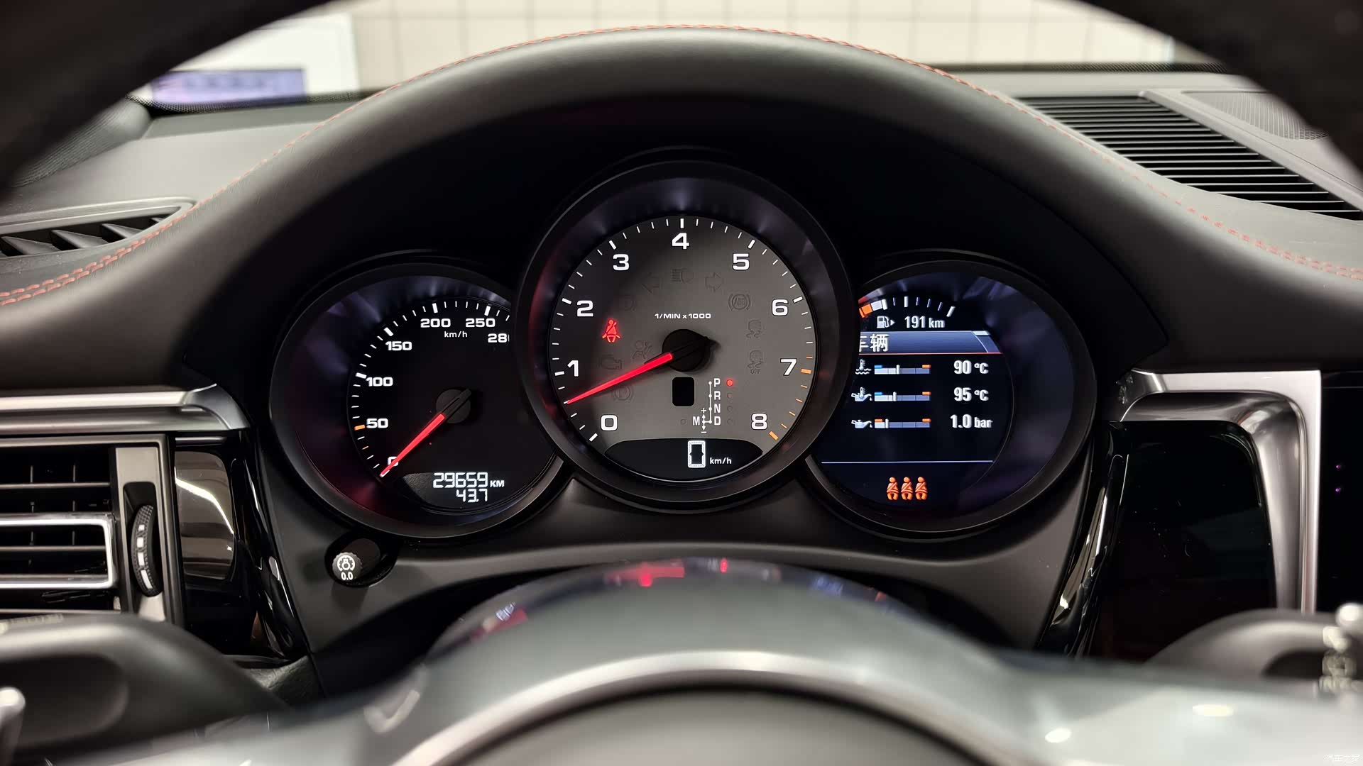 Porsche Macan, 2021 9