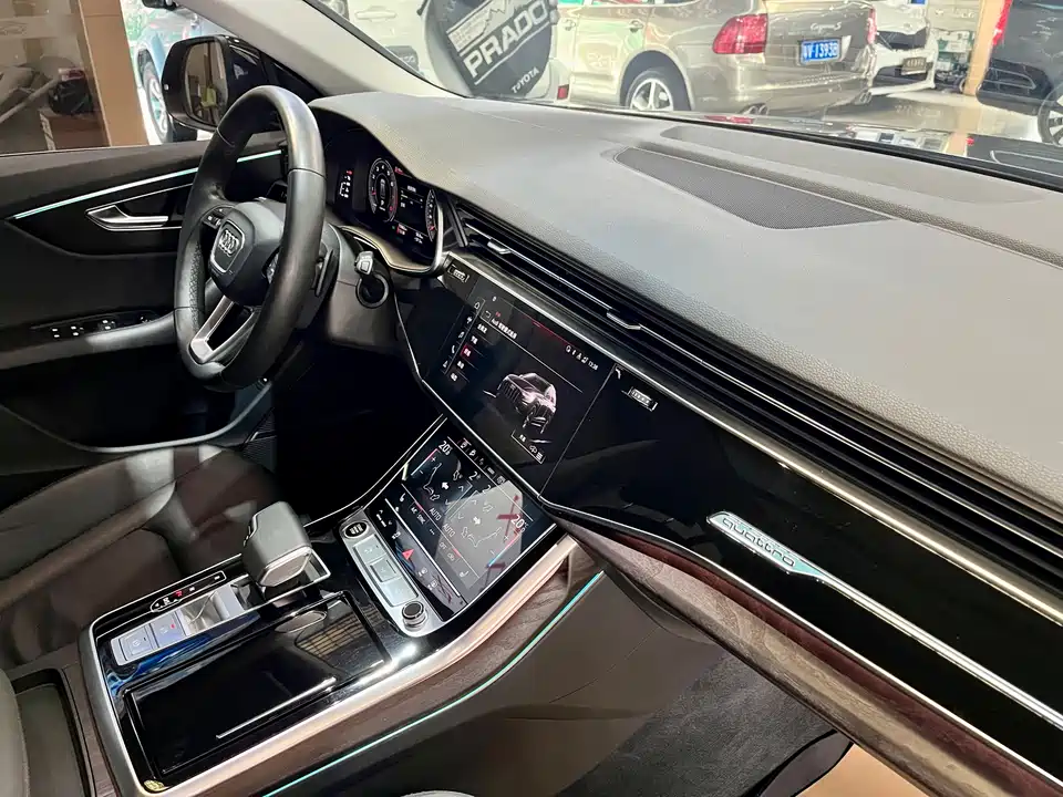 Audi Q8 Audi Q8