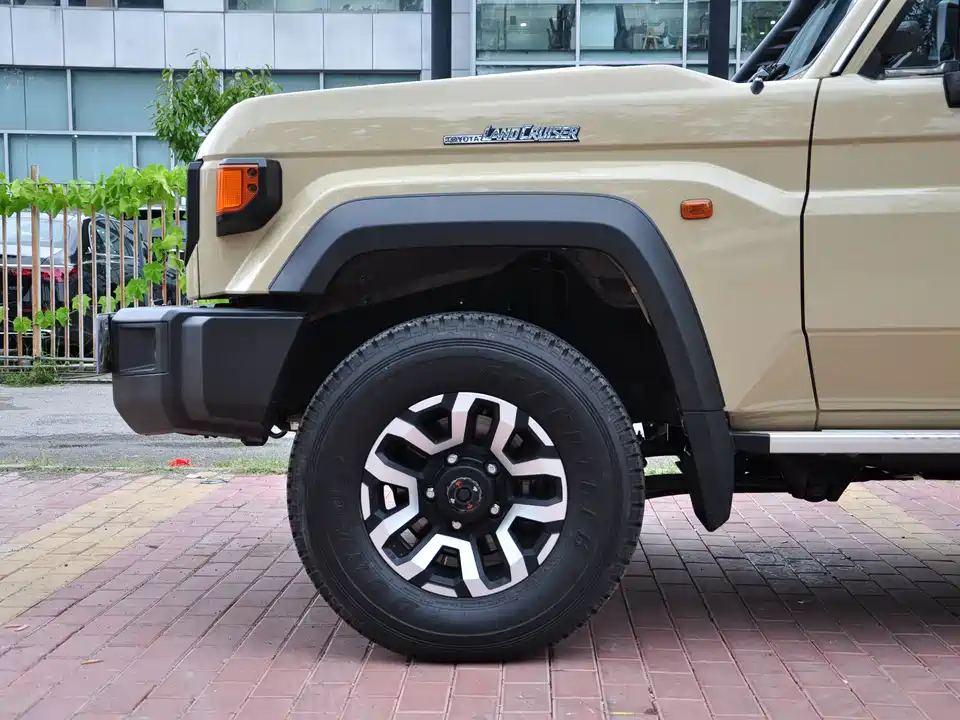 Toyota Land Cruiser Toyota Land Cruiser